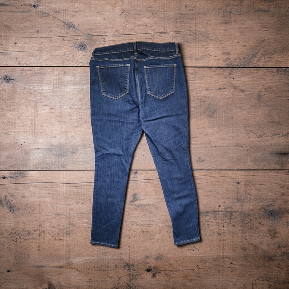 Old Navy Dark Blue High-Rise Super Skinny Jeans for Women - Picture 2 of 7